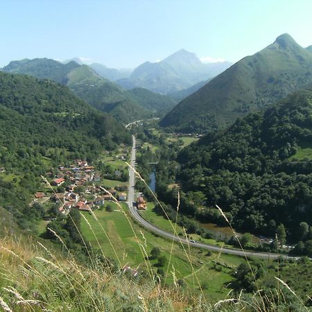 Casa Rural El Canton กังกัส เด โอนิส ภายนอก รูปภาพ