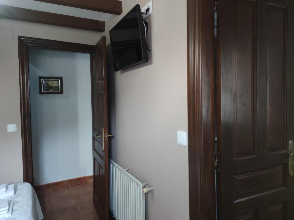 Casa Rural El Canton กังกัส เด โอนิส ภายนอก รูปภาพ