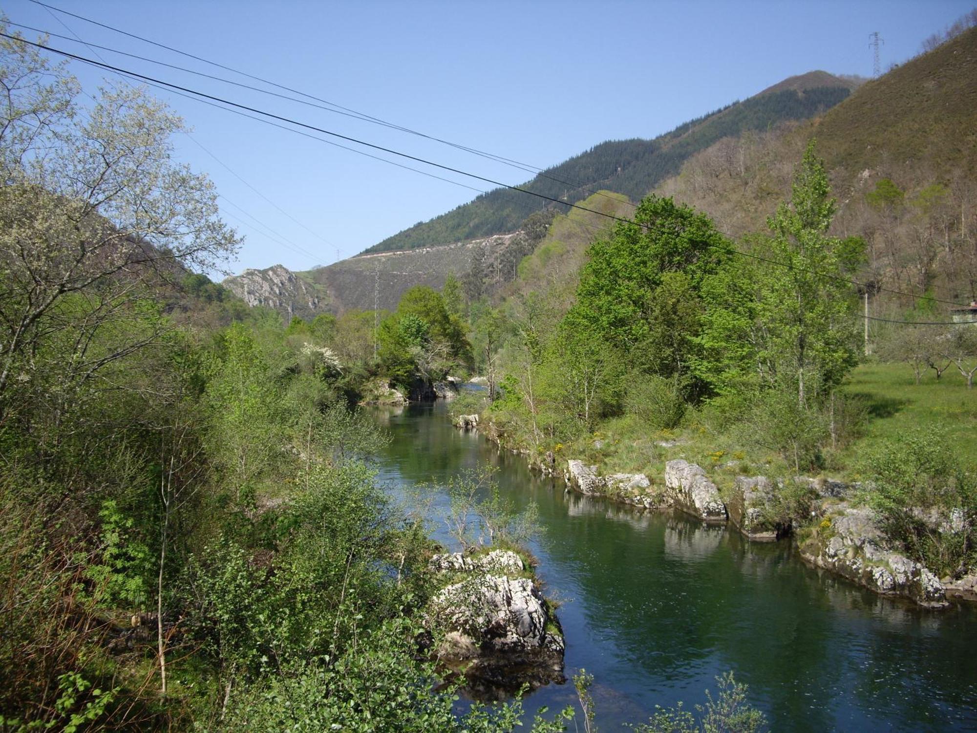 Casa Rural El Canton กังกัส เด โอนิส ภายนอก รูปภาพ
